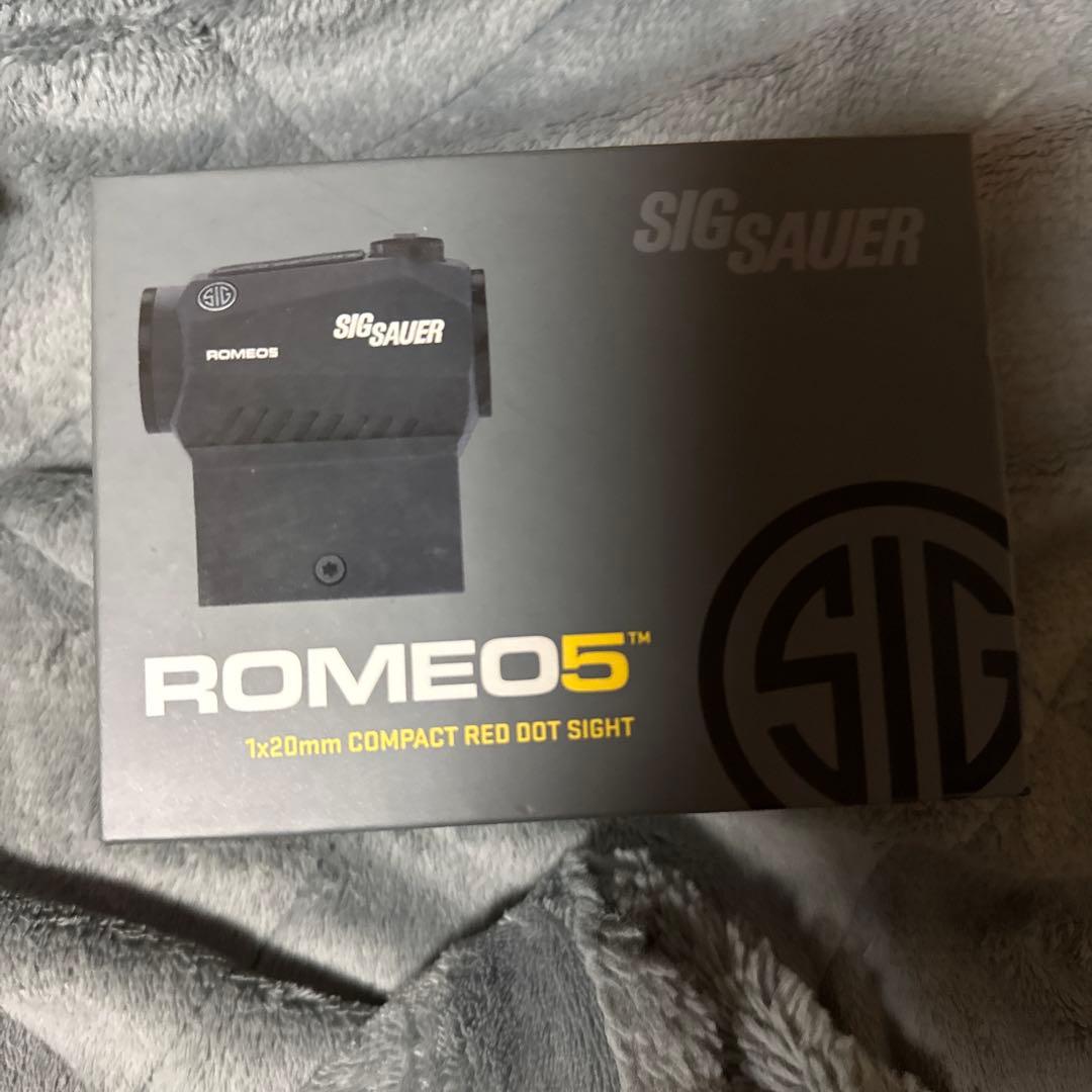 SIG SAUER ROMEO5 実物