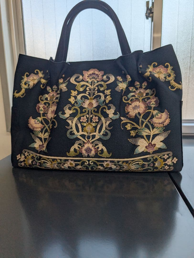 刺繍黒和装用バッグ 大きめ