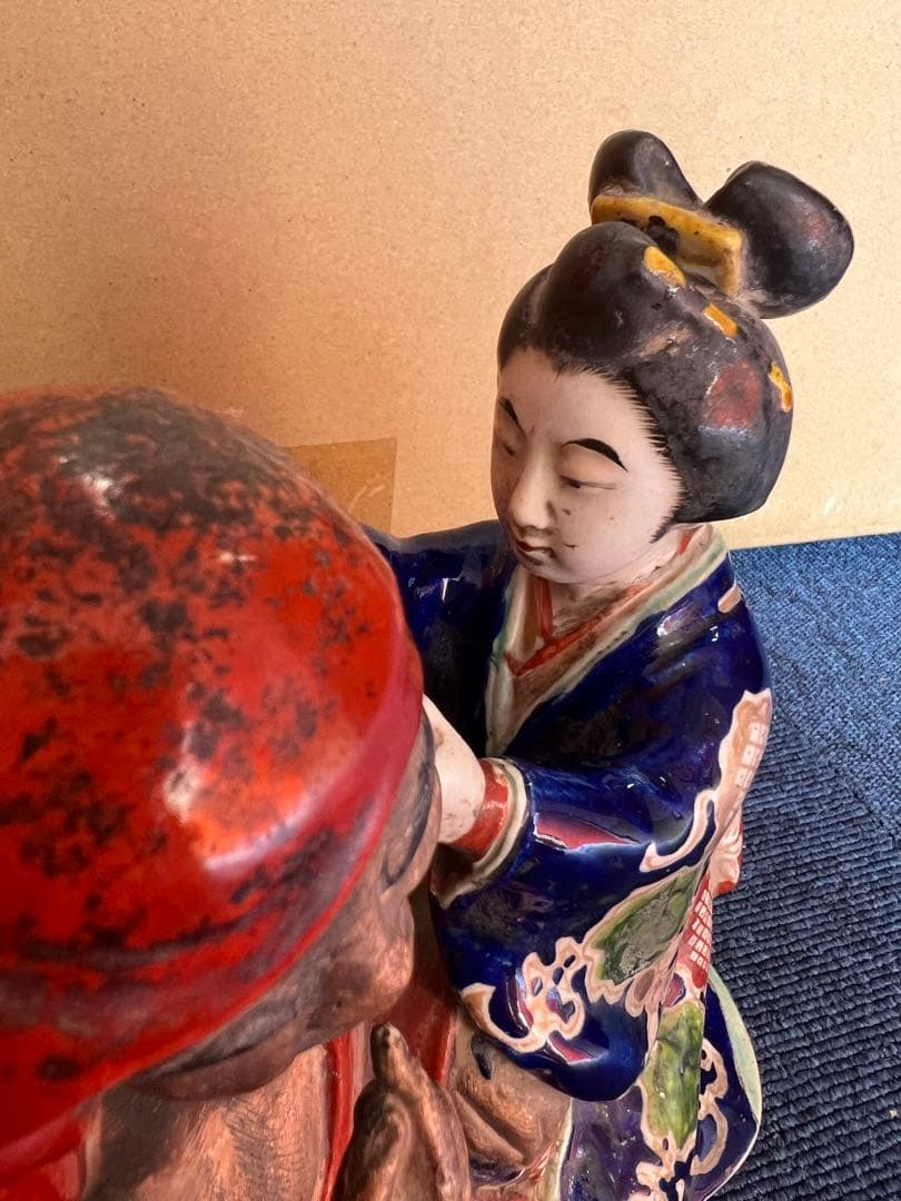 948 九谷焼　古九谷　和装美人　達磨の耳かき像　江戸期　置物　飾り物　時代物