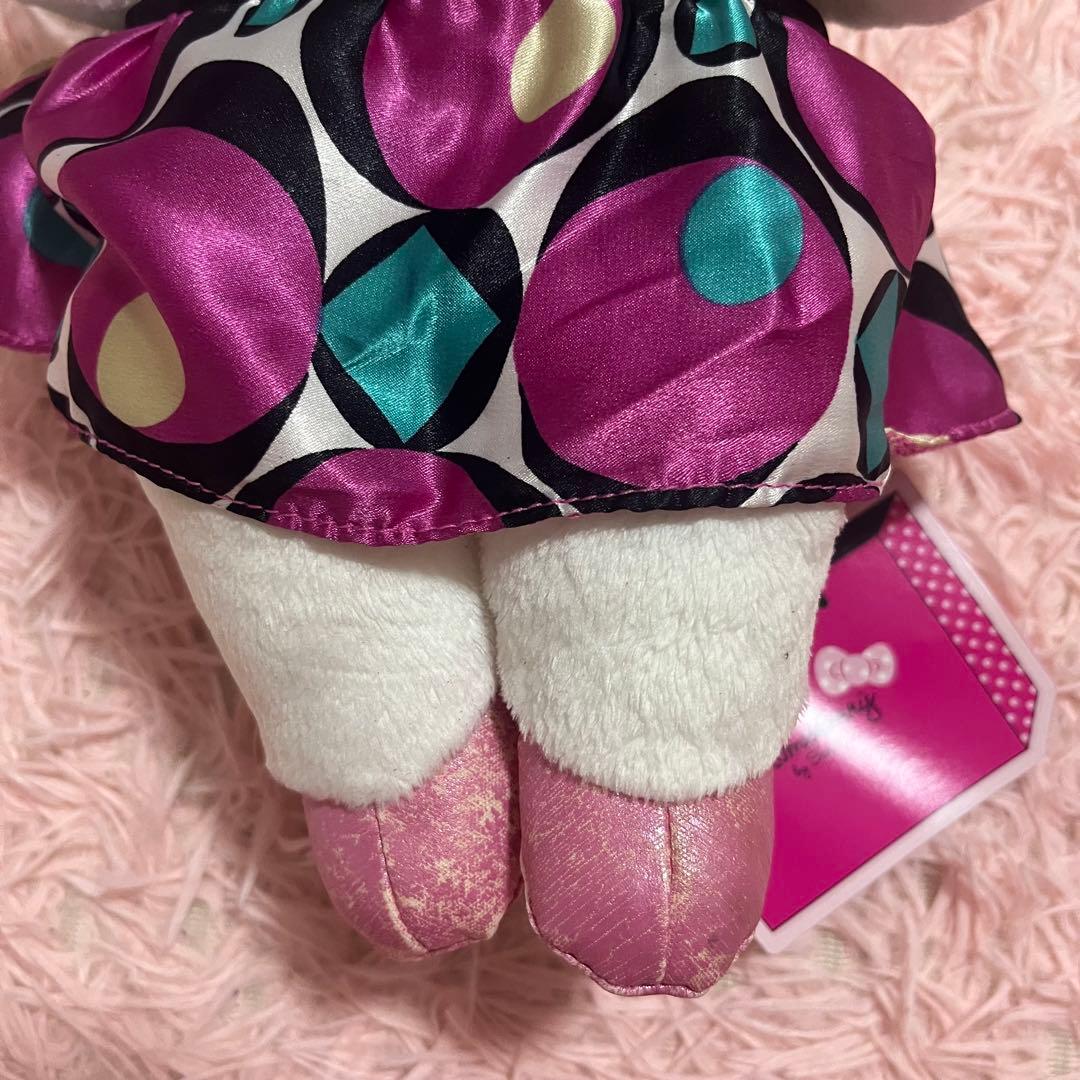 ハローキティ× Momoberry ぬいぐるみ