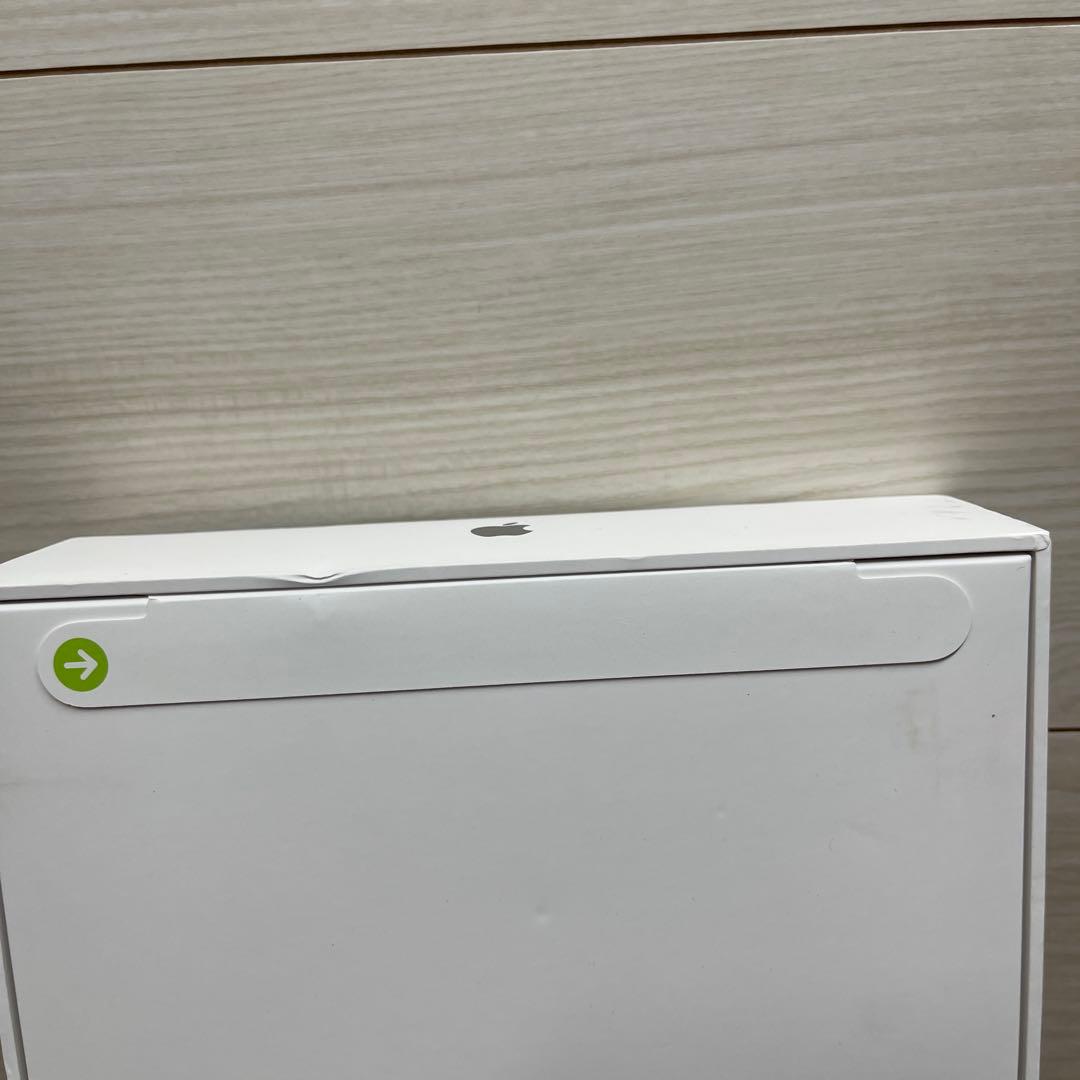 新品・未開封 iPad(A16) 256GB WiFiモデル　11インチ