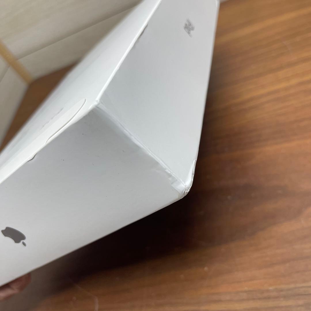 新品・未開封 iPad(A16) 256GB WiFiモデル　11インチ