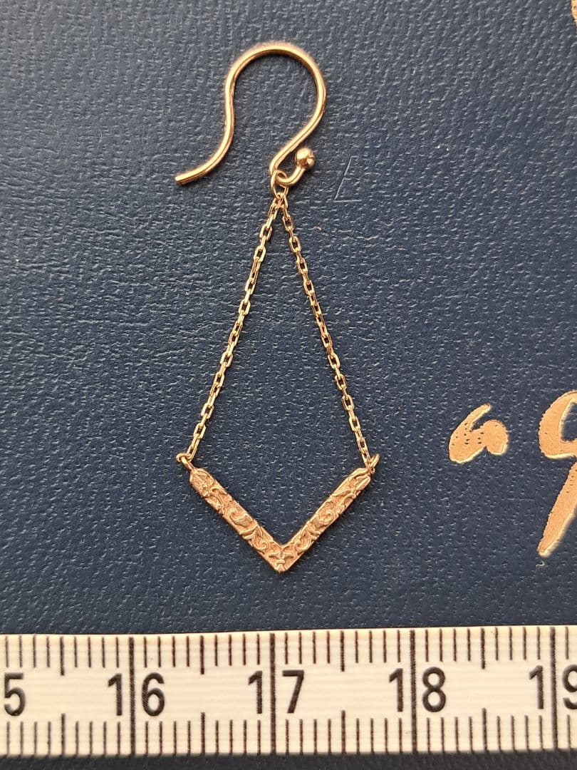 し*ま様 アガット　2014オータムコレクション　揺れるピアス