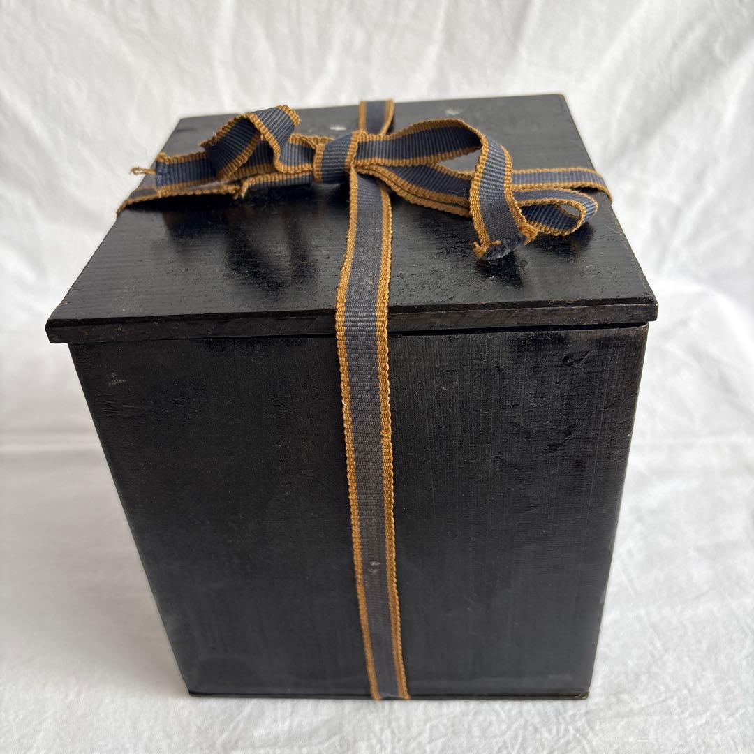 徳化窯 白磁飾文筆筒