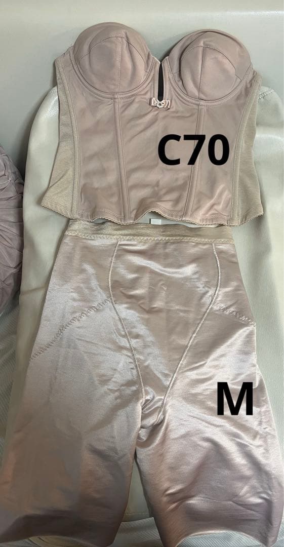 THE TREAT DRESSING　ブライダルインナー　C70 ガードル　M