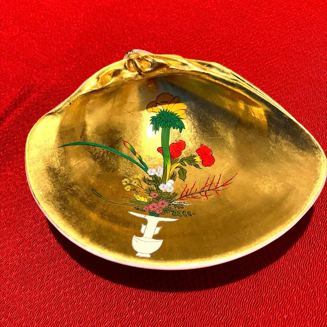 貝合わせ 池坊専好立花図 金彩蛤香合