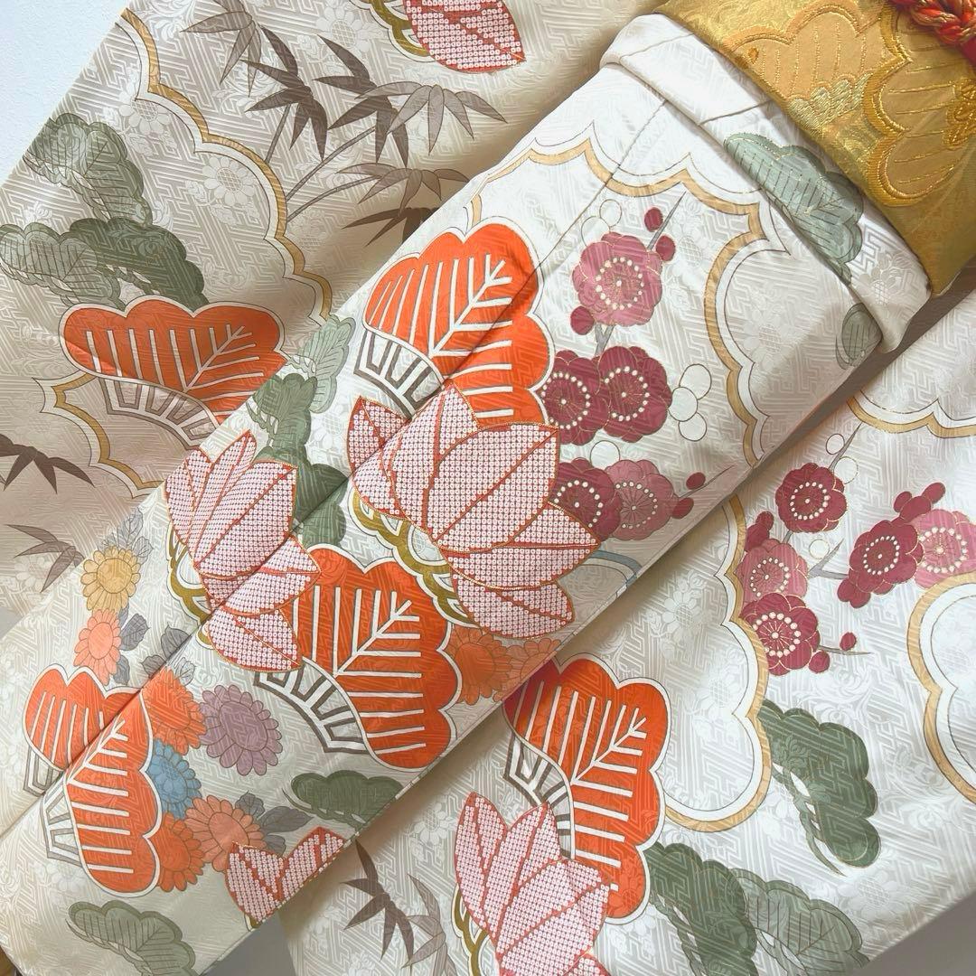 425 振袖フルセット 正絹 オフホワイト 白 金彩 駒刺繍 松竹梅 レトロ