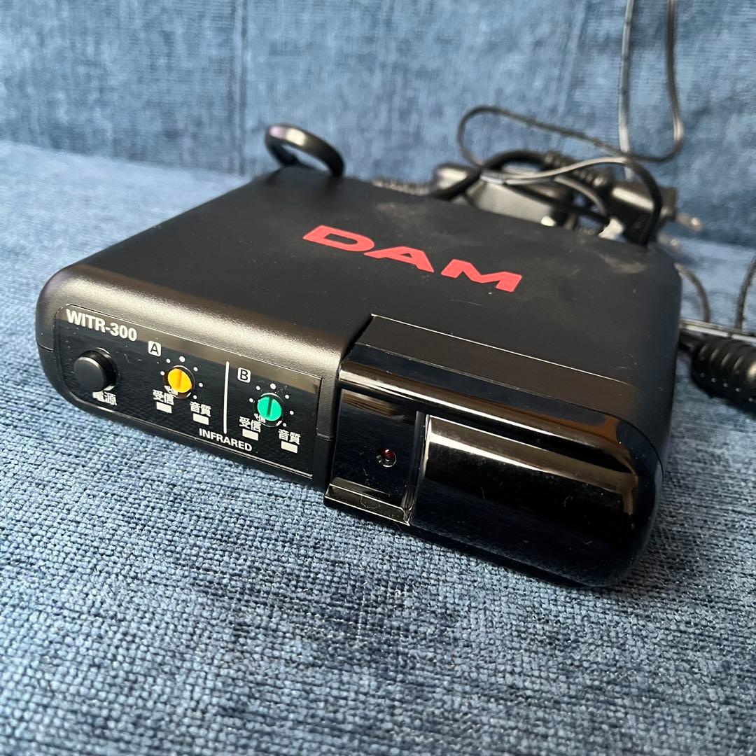 第一興商のワイヤレスマイクのセットです。 WRM300のセット。