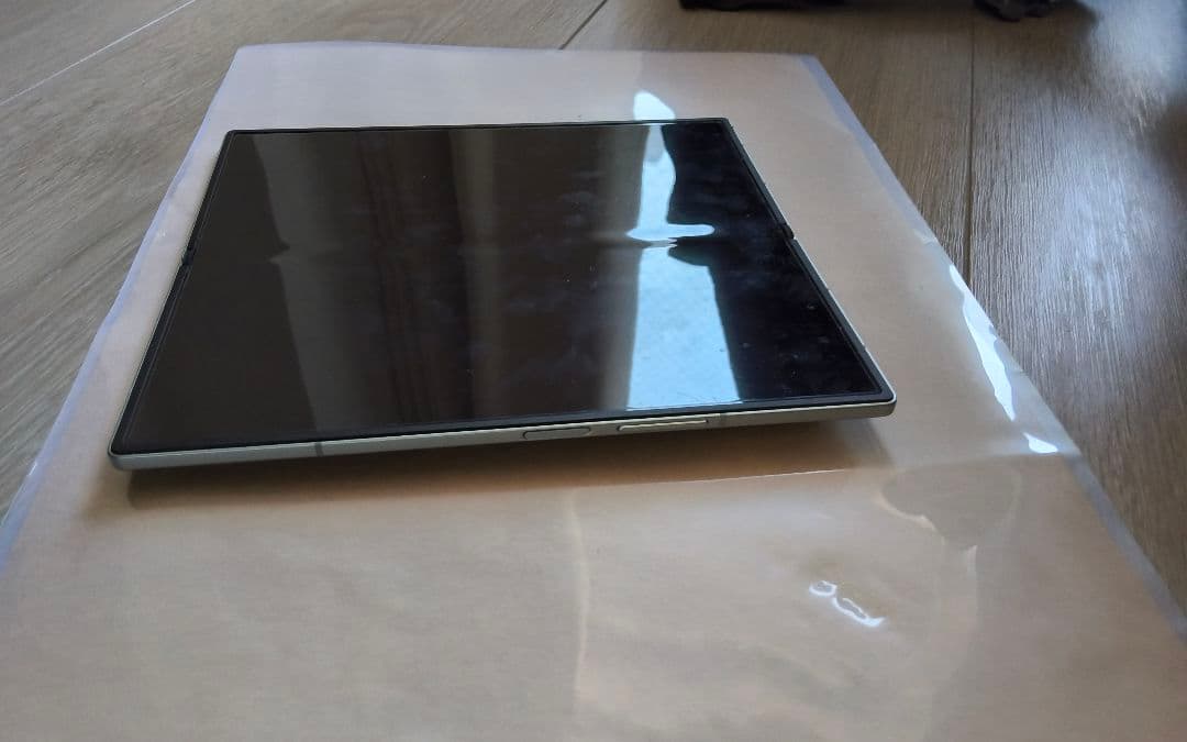 Samsung Galaxy Z Fold7 simフリーモデル　ミント色