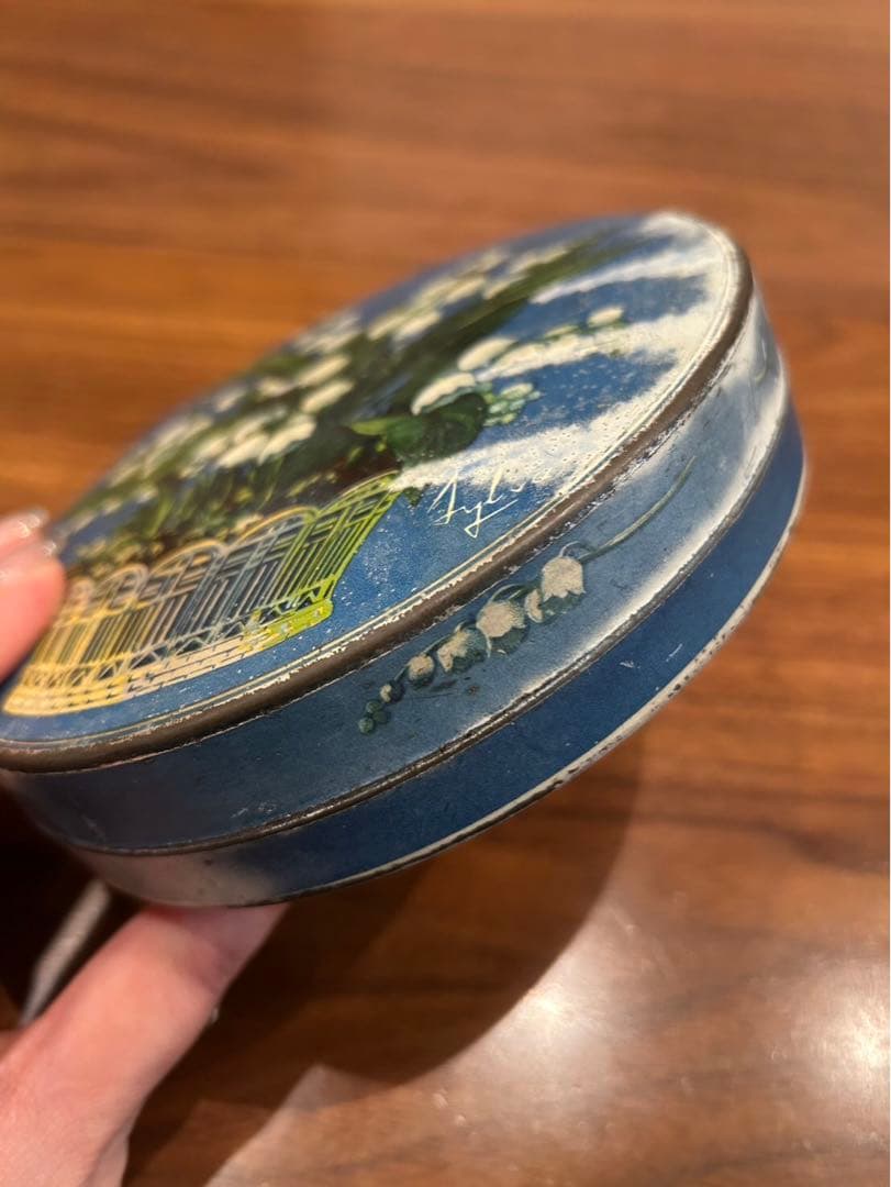 アンティーク　ティン缶　フランス　鈴蘭　スズラン