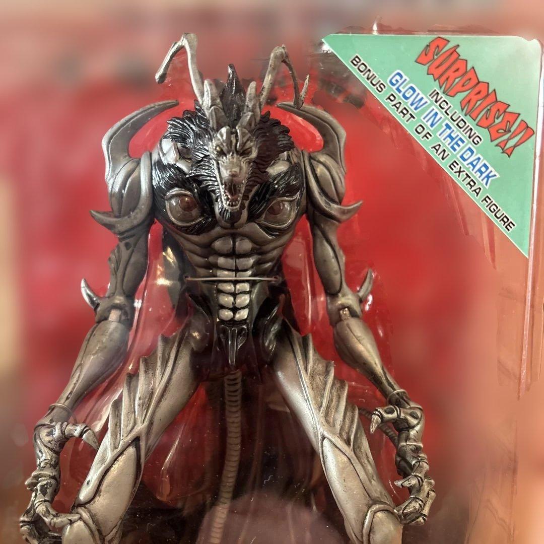 フィーチャーモデルズ デビルマン・アクションフィギュア（2体）