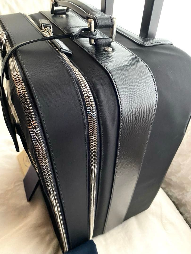 美品PRADA プラダ VV031M テスートナイロン2輪キャリーケース機内OK