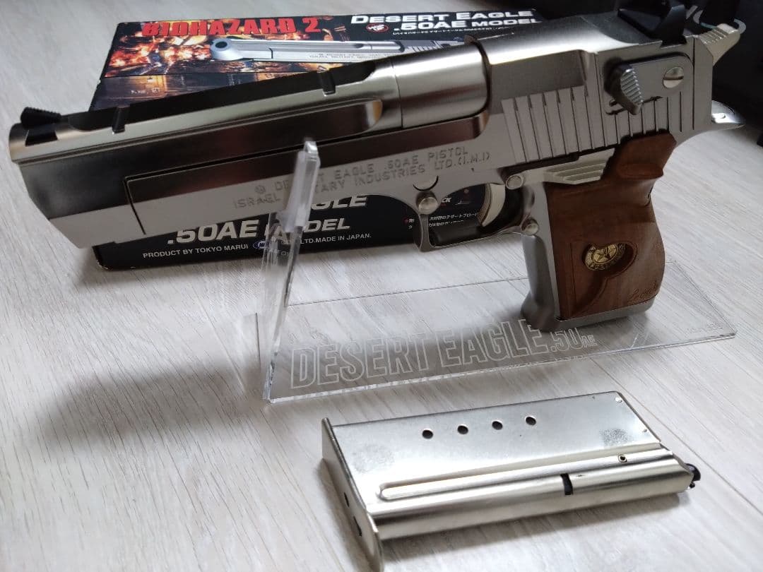 デザートイーグル .50AE ガスガン　バイオハザードレオン