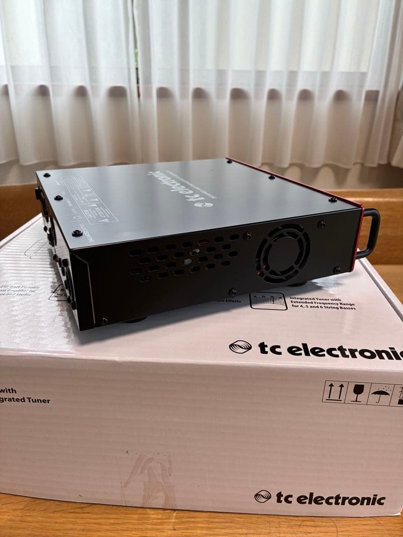 tc electronic ティーシーエレクトロニック BH250 アンプヘッド