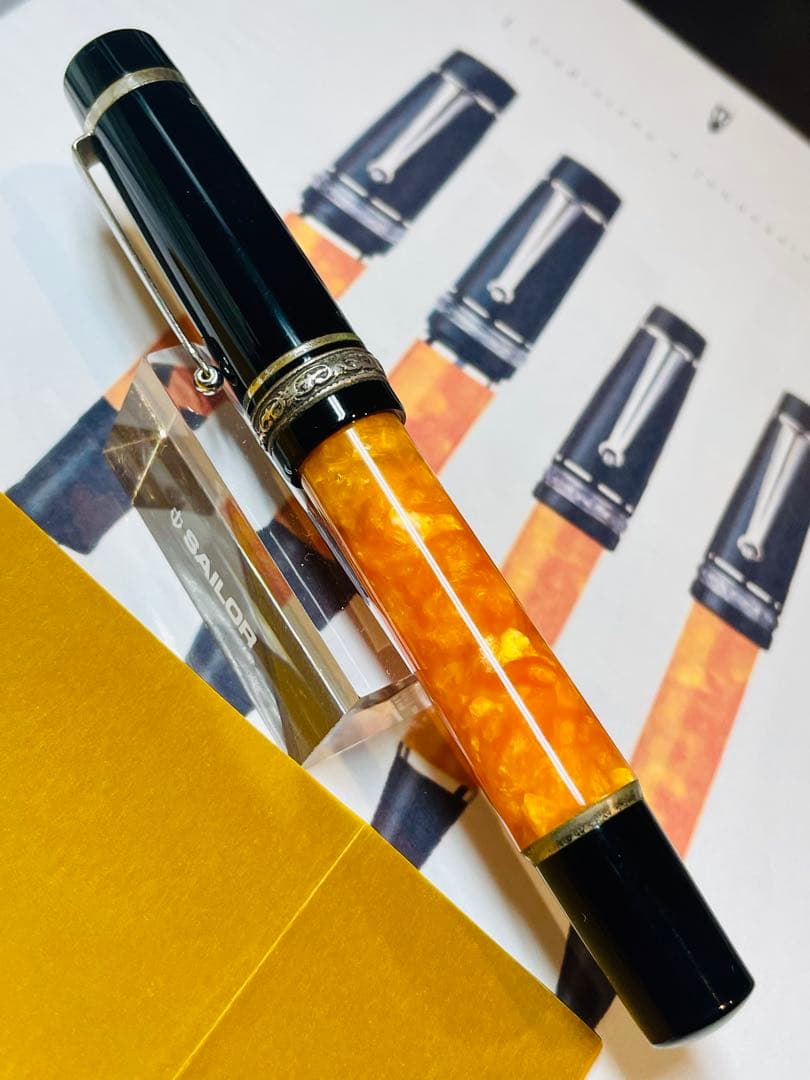 デルタ　万年筆　ドルチェビータミディアム（初期型、18k、F）