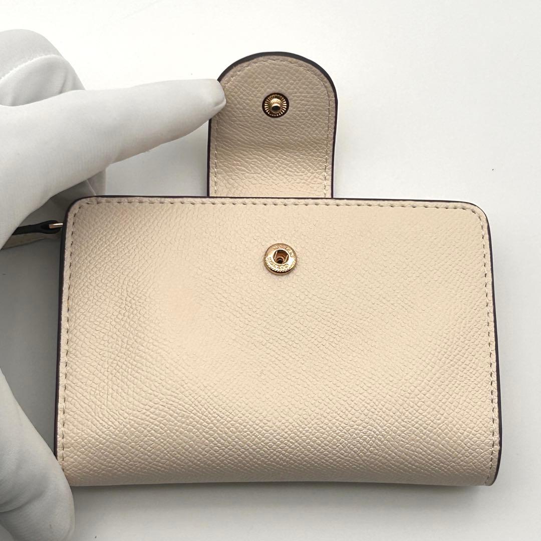 ✨極美品✨ COACH コーチ 二つ折り財布 ホワイト ブラウン【未使用級】