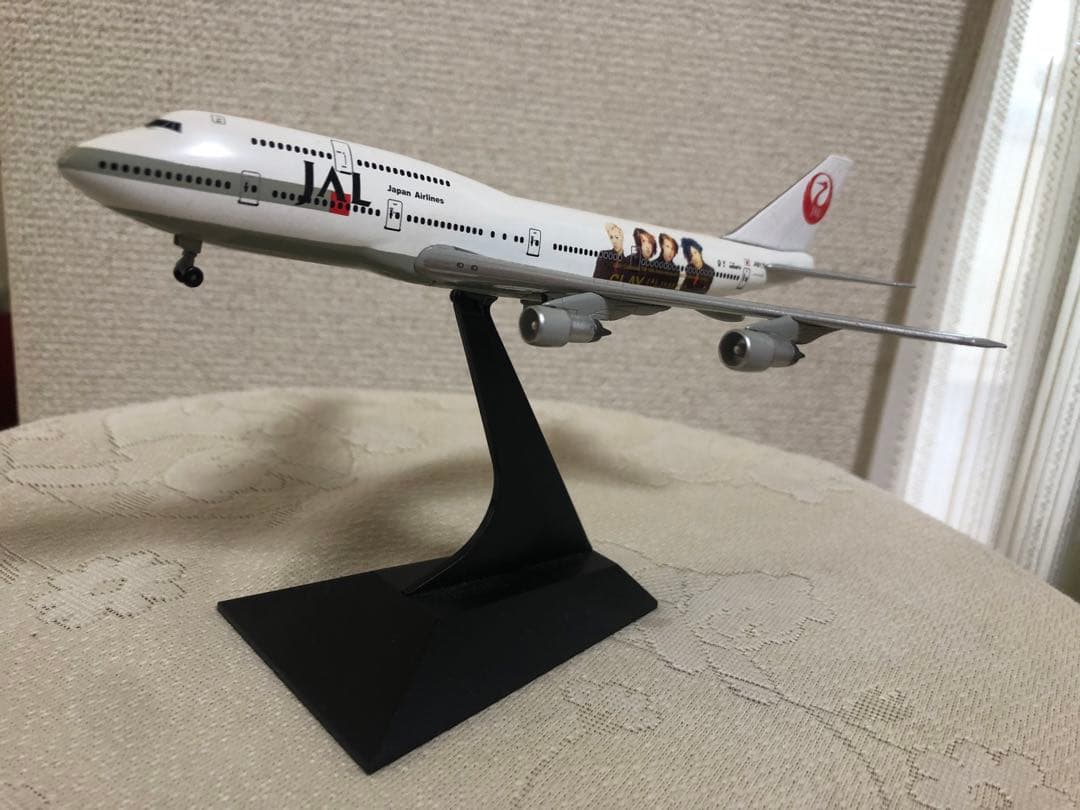 GLAYジャンボJAL ボーイング747 GLAYデザイン 1/400