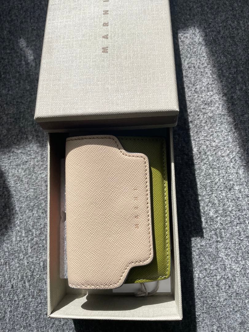 お値下げ最終★早い者勝ち★MARNI 三つ折り財布 ベージュ/グリーン