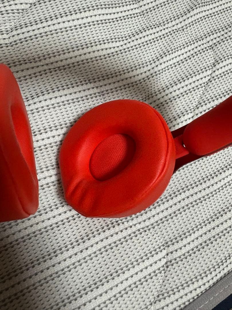 Beats solo pro Red ヘッドホン