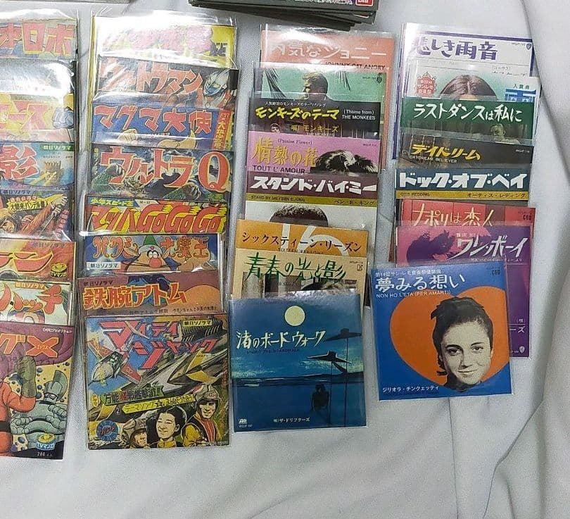 着払★断捨離★未使用★豪華★８盤レコード専用ポータブルプレイヤー&レコードセット