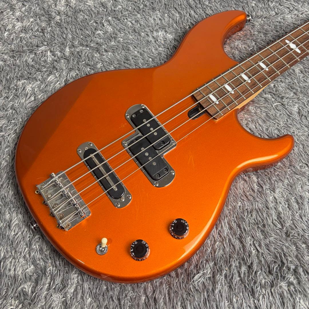 ベース YAMAHA BB414