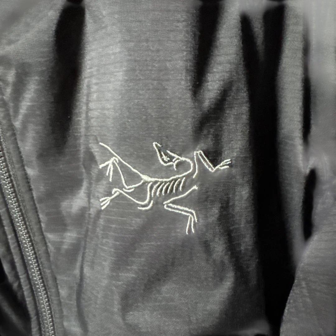 正規2025/2026 新モデル アークテリクス Atom SV Hoody M