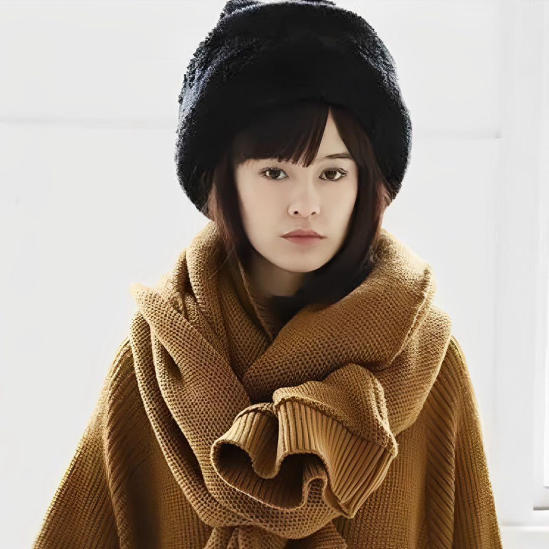 新品◆Edwina Horl ボア ニット帽 キャップ 未使用 エドウィナホール