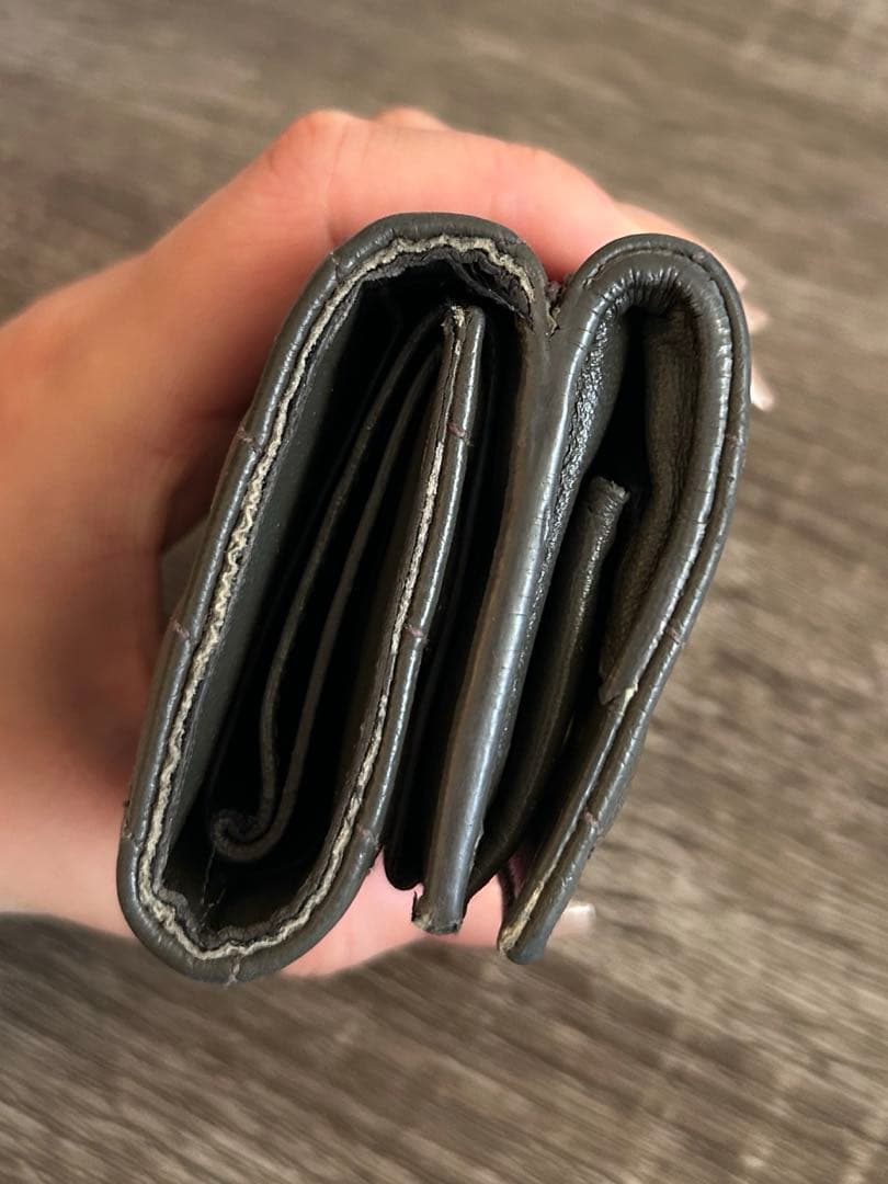 YSL カーキ　三つ折り財布 レザー　ミニ　財布　モノグラム