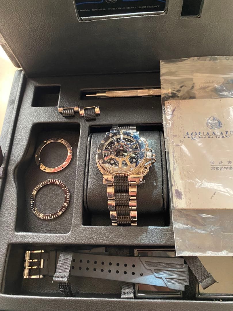 【本日限り値下げ中】【美品】アクアノウテック　キングクーダ　クロノグラフ