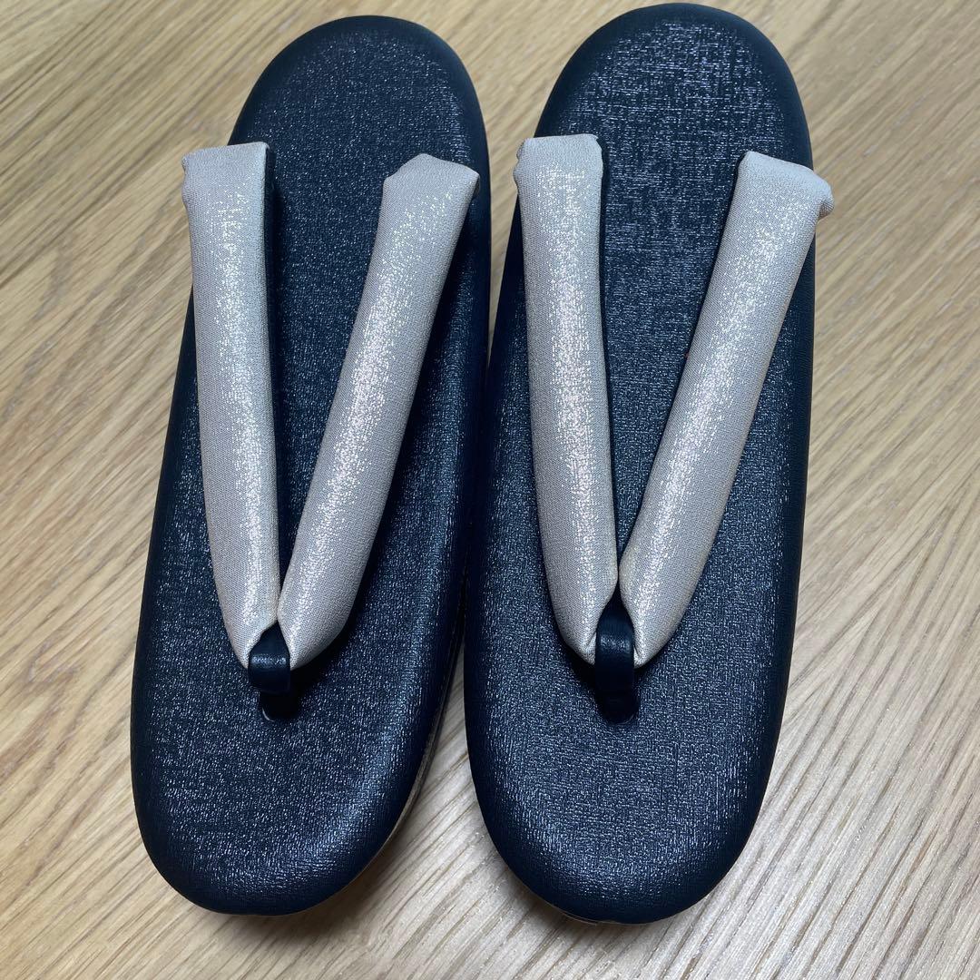 新品未使用　草履バッグセット　厚底　3枚芯 黒ゴールド　フリーサイズ　振袖