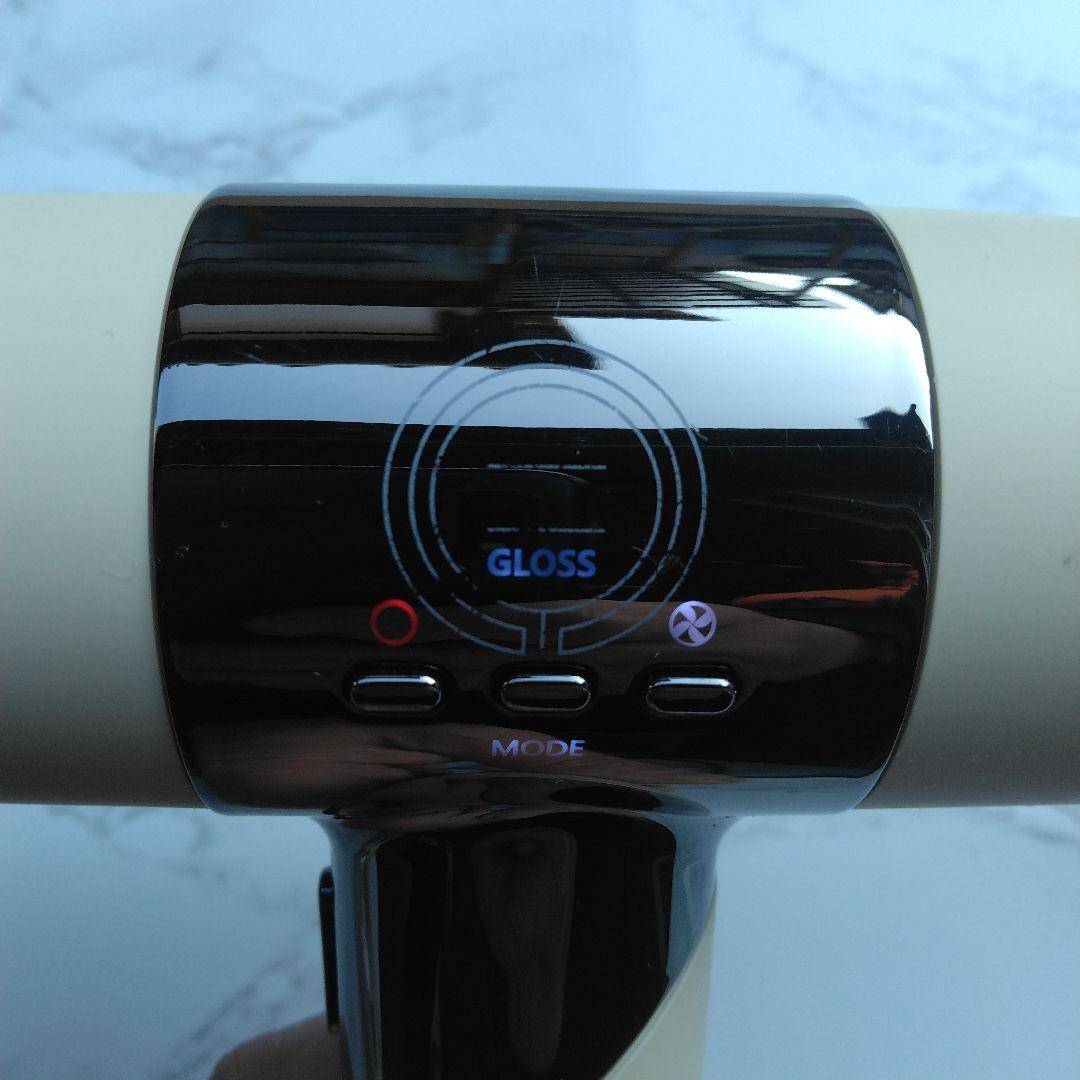 美品　絹女　KINUJO　KH001　ホワイト　ドライヤー