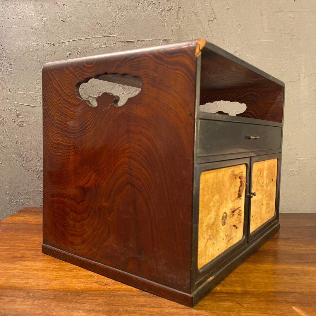 時代物 飾り棚 三つ巴 家紋 骨董品 和家具 古民家 古道具 収納