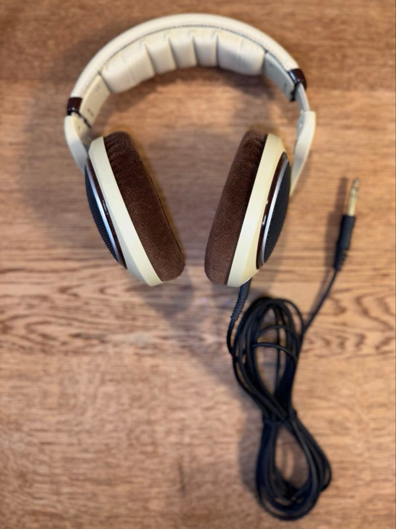 美品✨ゼンハイザー オープン型ヘッドホン HD598【有線ヘッドホン】