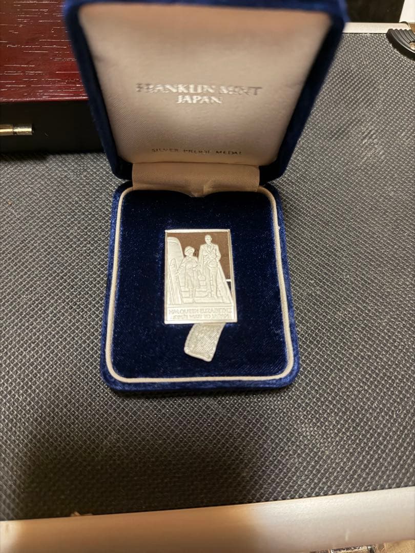 エリザベス二世女王陛下　純銀バー