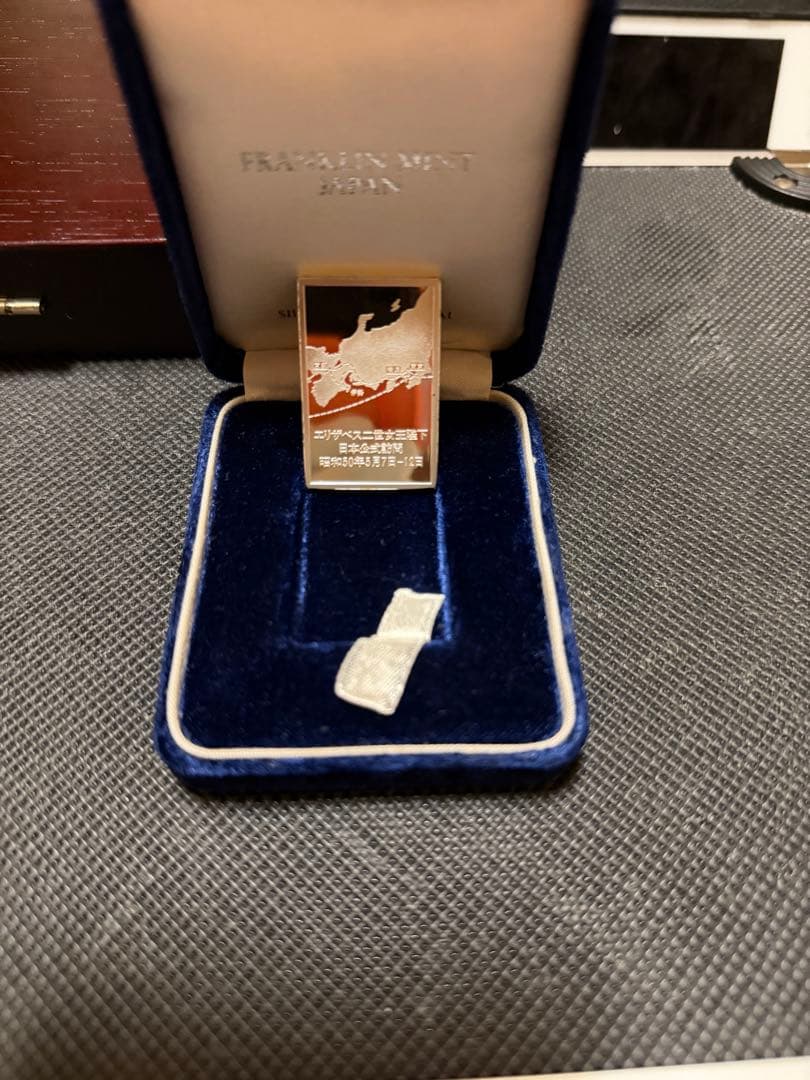 エリザベス二世女王陛下　純銀バー