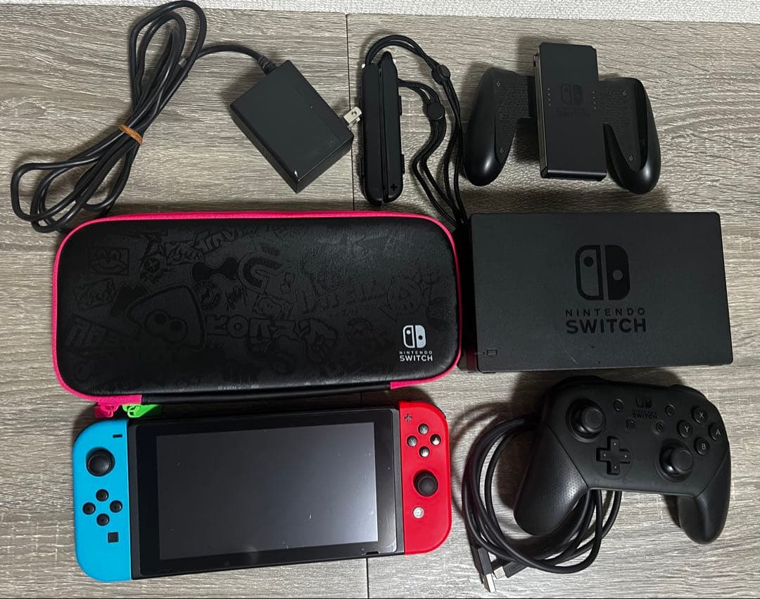 Nintendo Switch 本体+付属品(プロコン,ケース) 箱あり