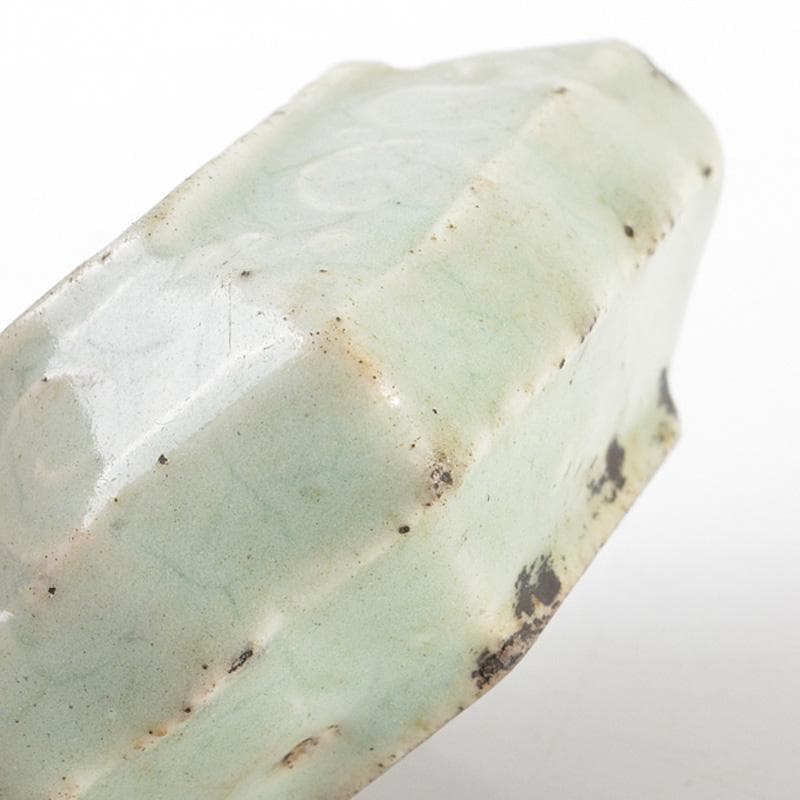 中国　龍泉窯　粉青釉　陰刻唐草文　水孟　C　R6400