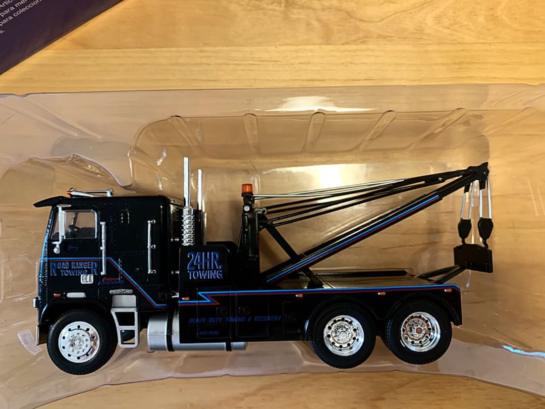 【激レア】イクソ アルタヤ 1/43 Freightliner ターミネーター