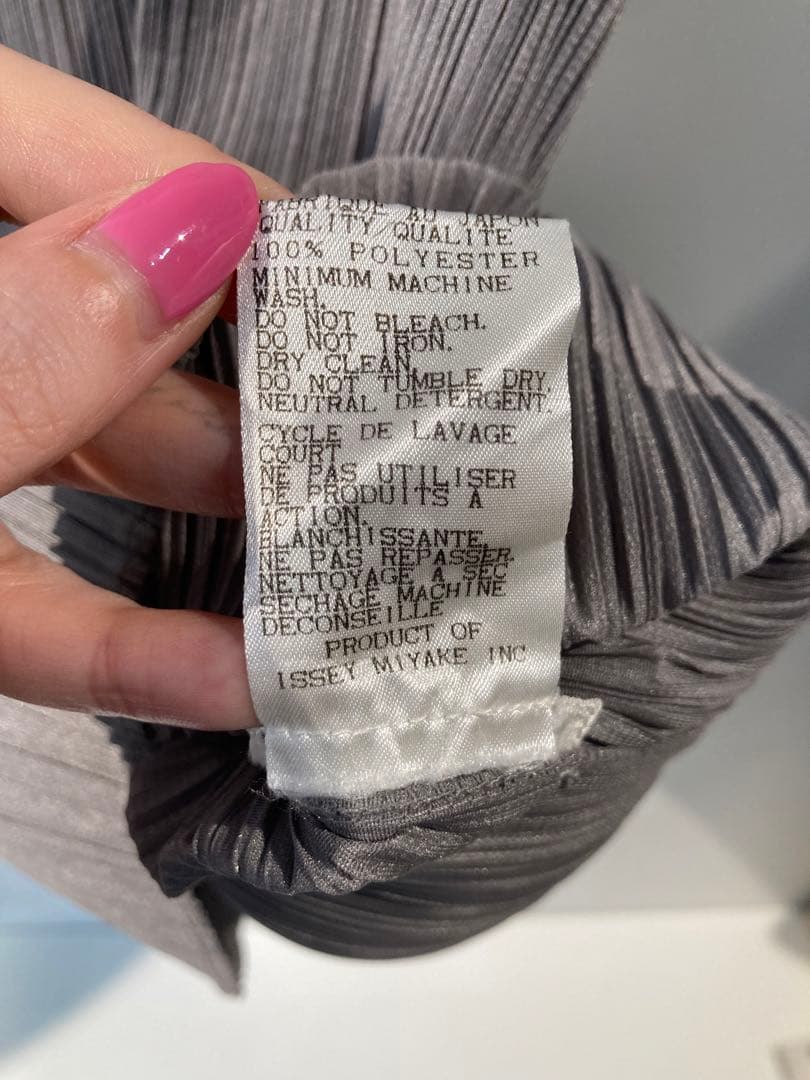 s1392 プリーツプリーズ グレー プリーツ タンクトップ ノースリーブ