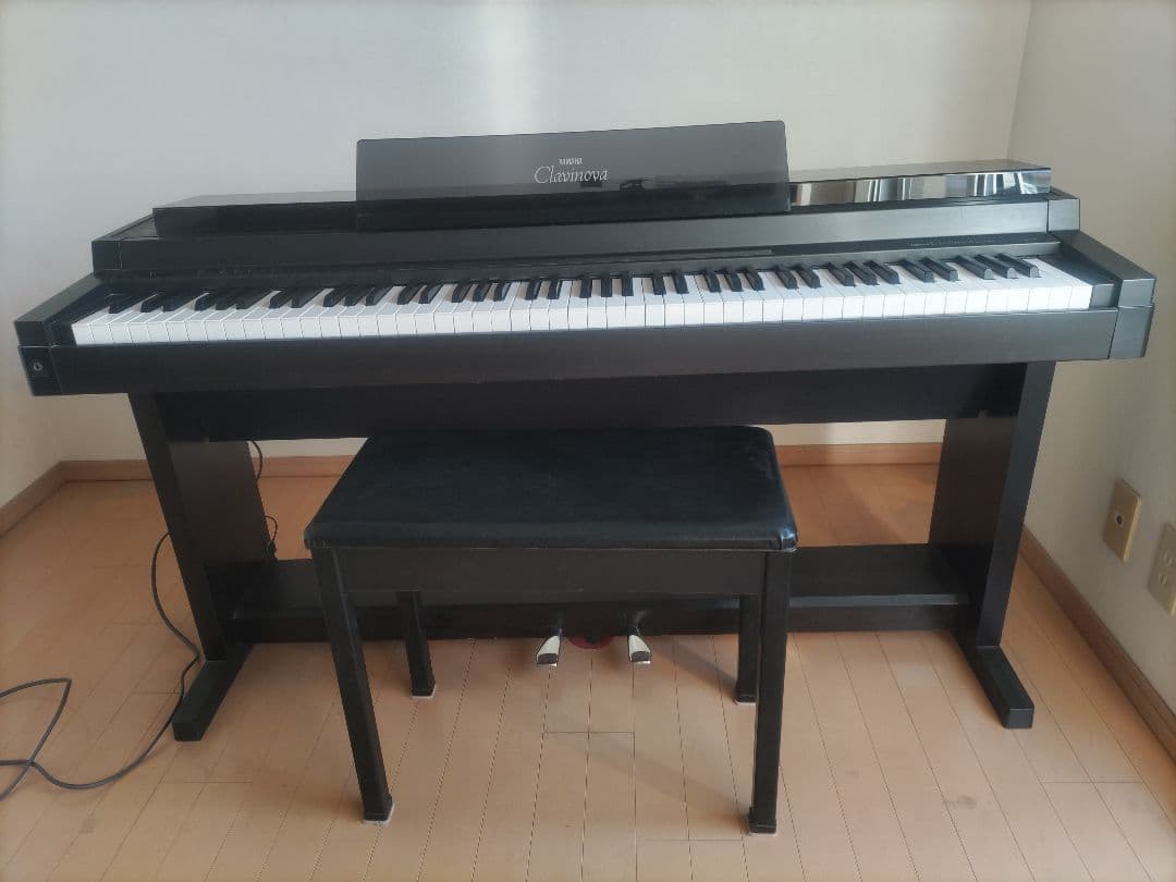 ヤマハクラビノーバ　Clavinova CLP-50 電子