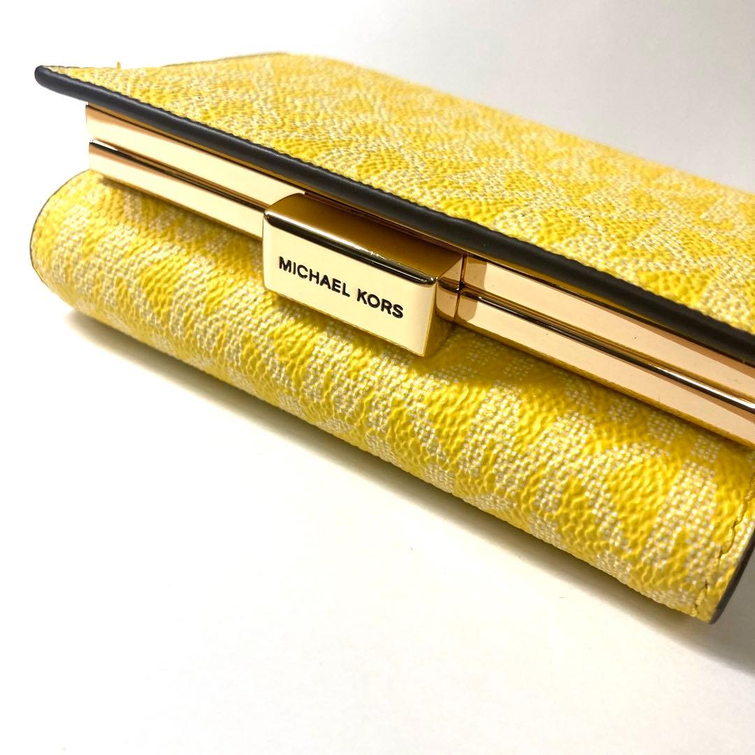 新品 マイケルコース 三つ折り財布 黄色 イエロー⭐︎