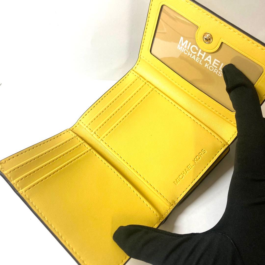新品 マイケルコース 三つ折り財布 黄色 イエロー⭐︎