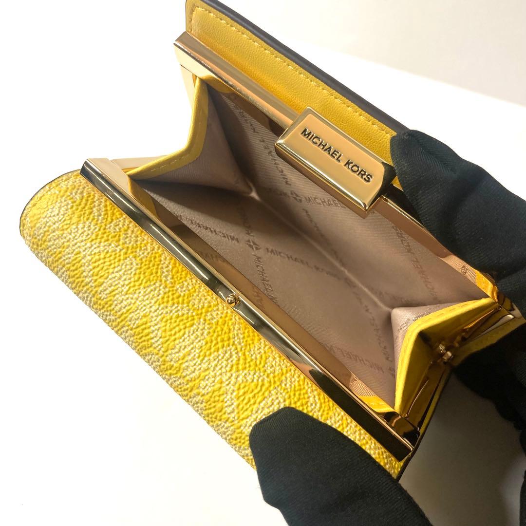 新品 マイケルコース 三つ折り財布 黄色 イエロー⭐︎