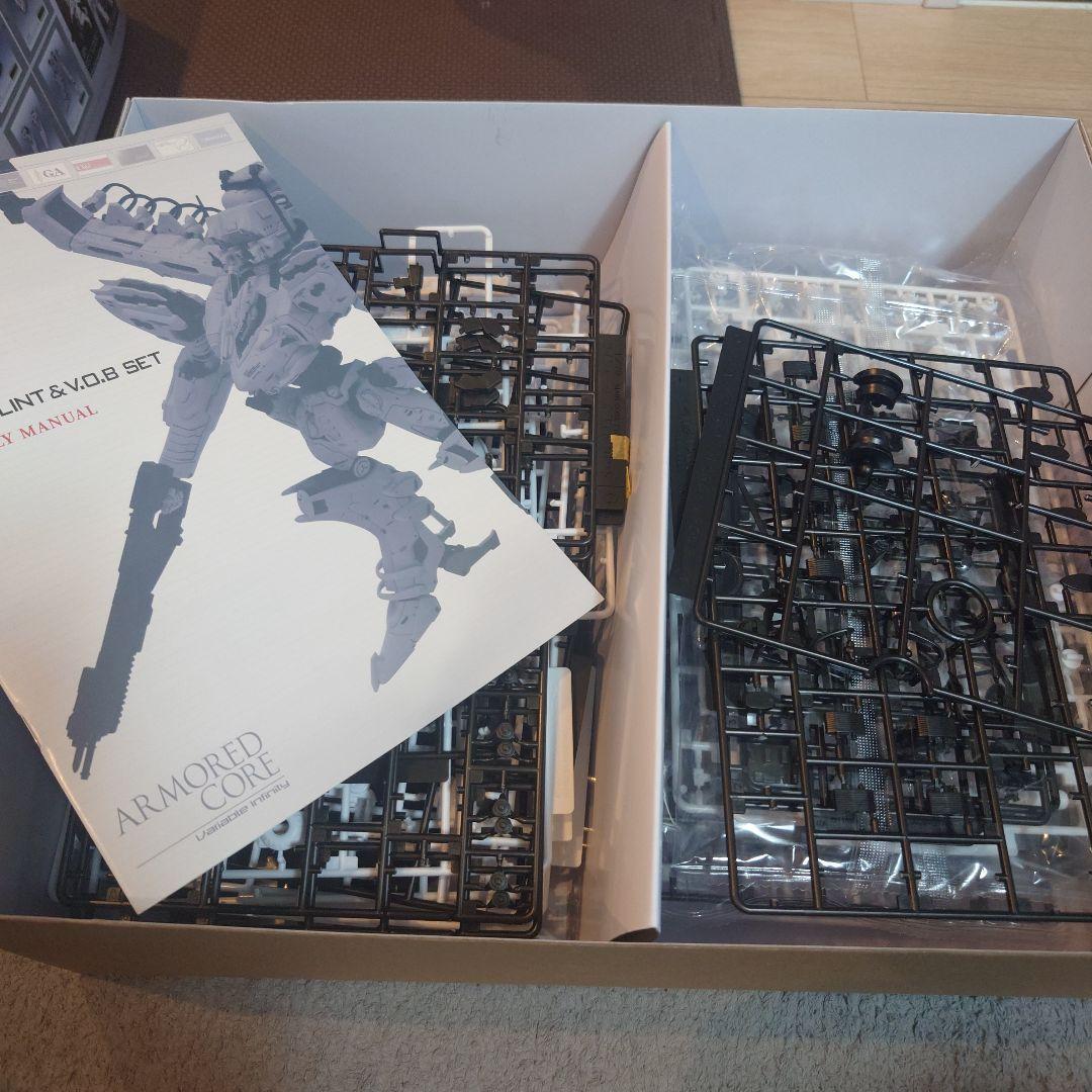 組み立て途中品　ホワイトグリント　V.O.B セット　ジャンク品