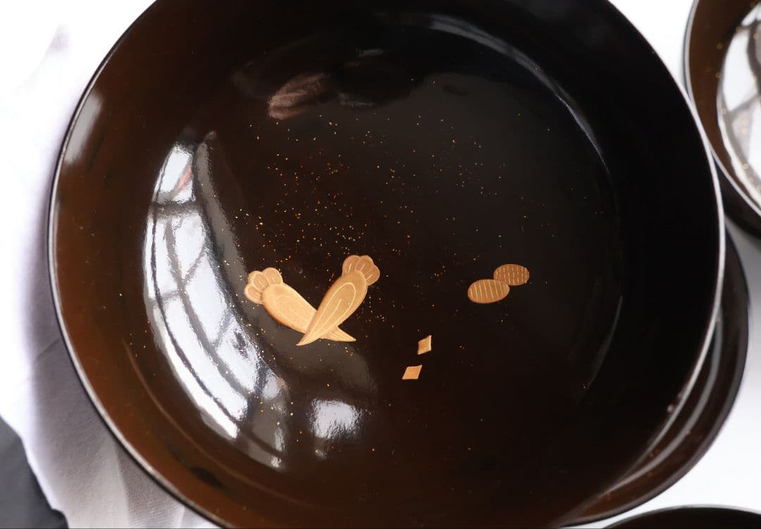 【MB192】輪島塗 宝尽くし金蒔絵 黒塗椀 二客 天然木漆塗 大正昭和 茶懐石