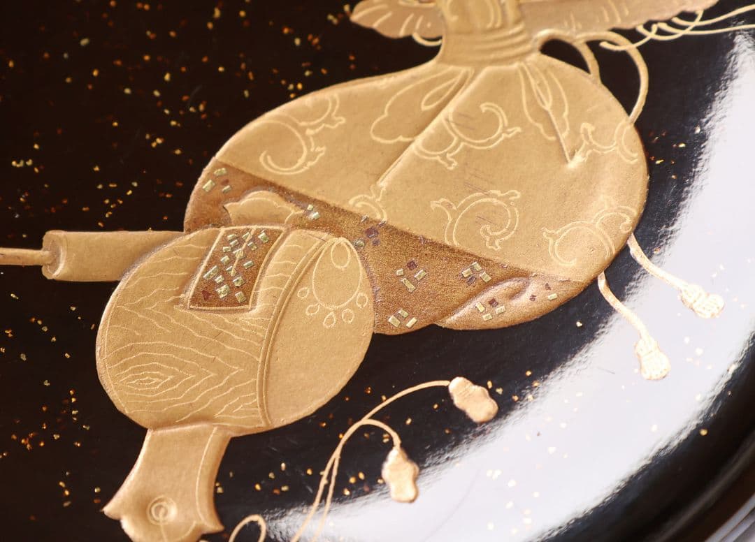 【MB192】輪島塗 宝尽くし金蒔絵 黒塗椀 二客 天然木漆塗 大正昭和 茶懐石