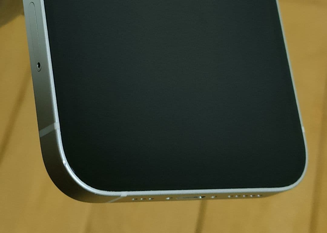 美品 iPhone14 スターライト SIMフリー 128GB 利用制限なし