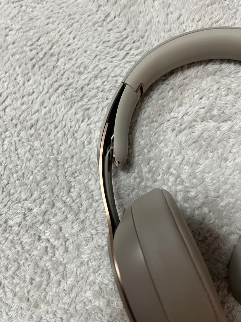 Beats ワイヤレスヘッドホン solo pro アイボリー