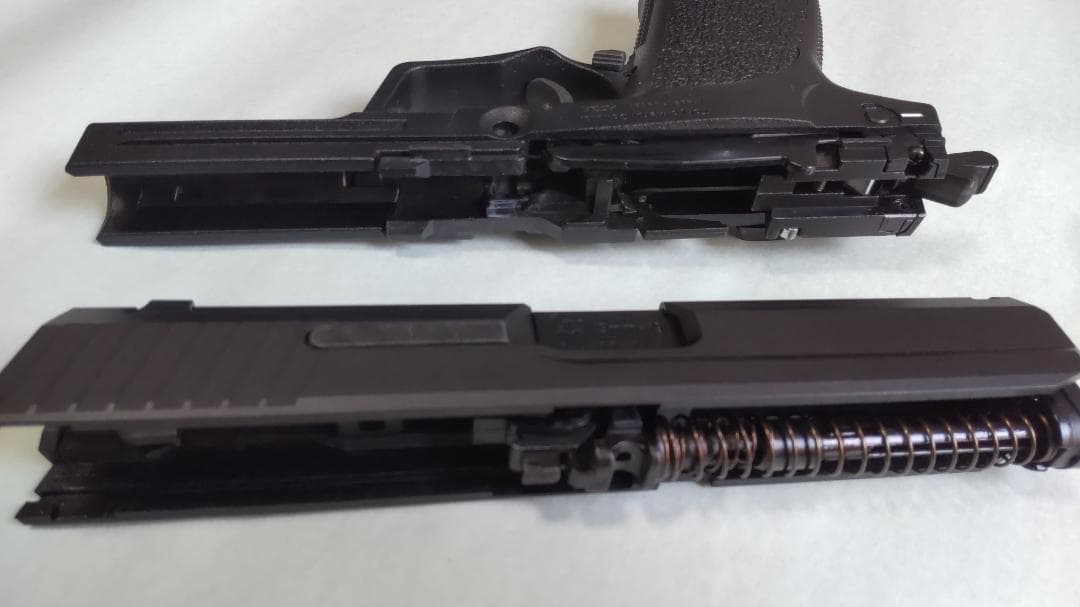 東京マルイ　USP ガスブローバックハンドガン