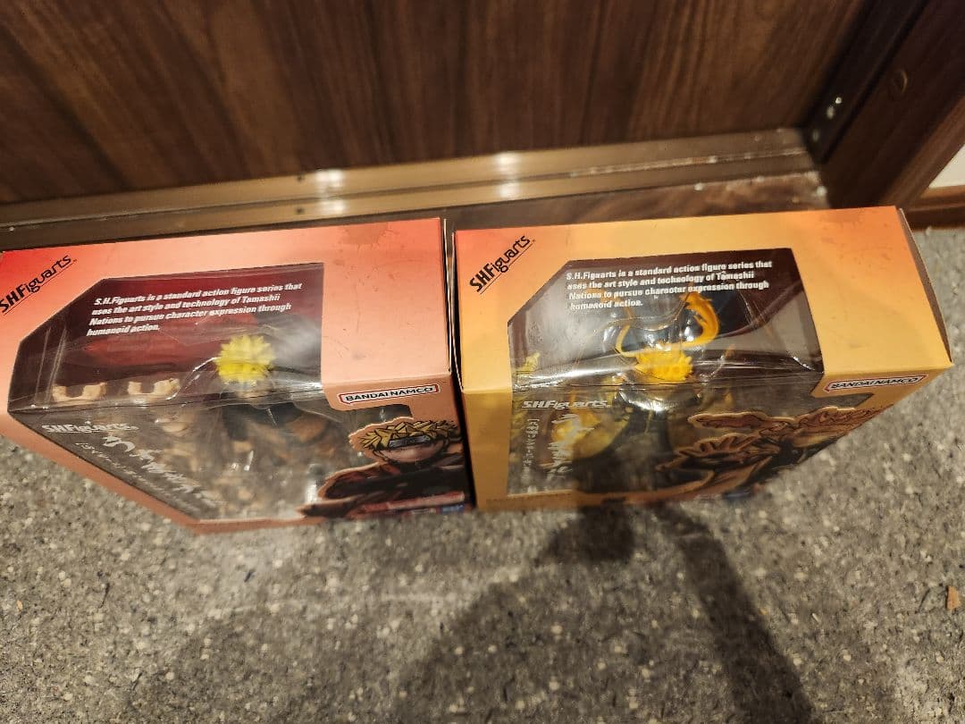 L*L様 フィギュアーツ うずまきナルト 仙人モード　九喇嘛リンクモード　２個セ